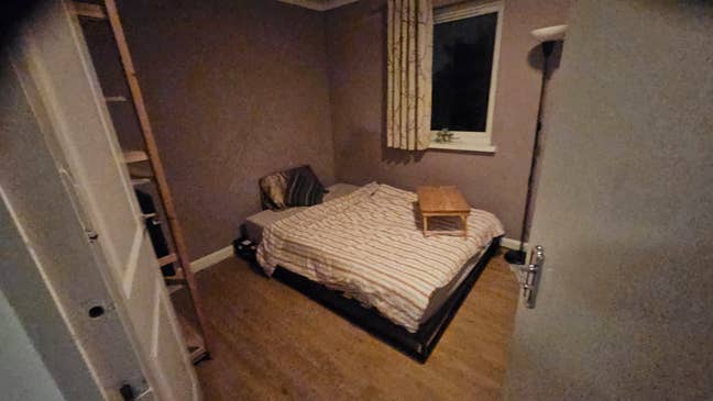 Double room near st james street  Main Photo