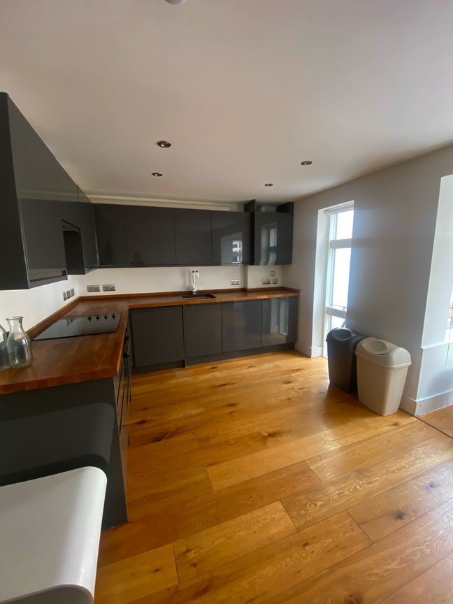 Bright Double Room in Central Brighton  Main Photo