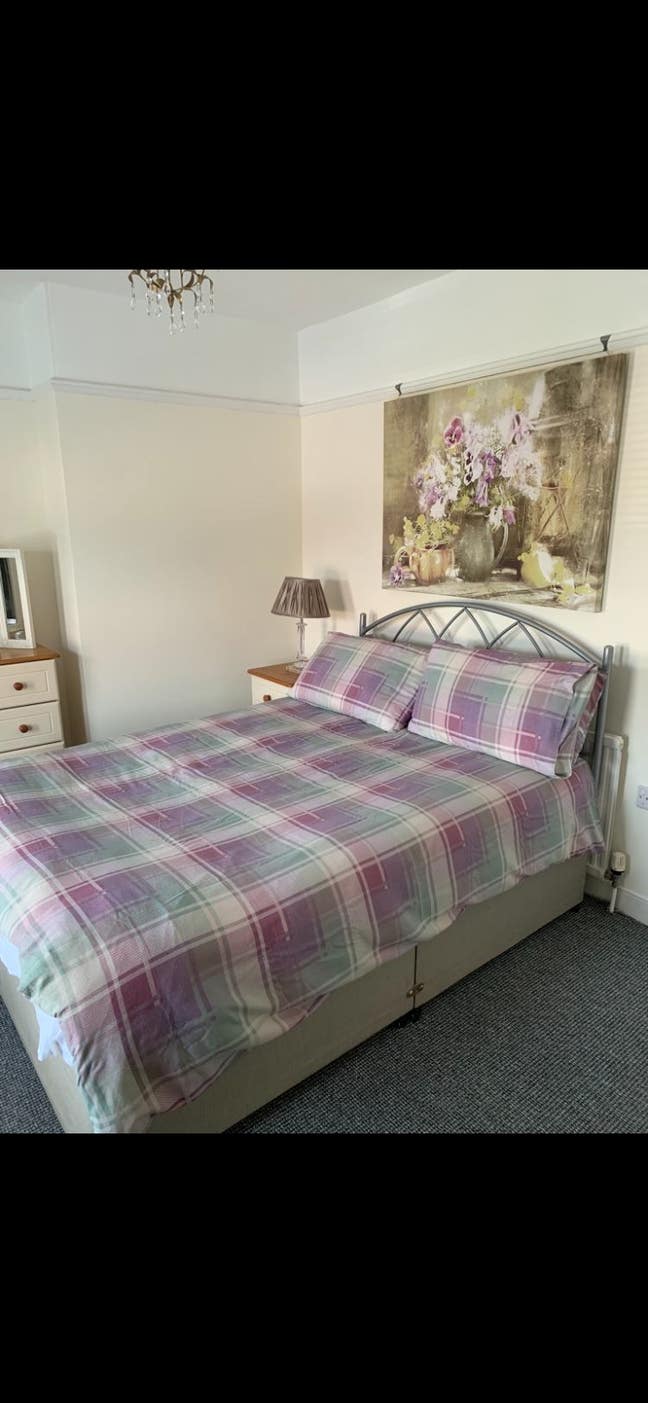 Large Double room Main Photo