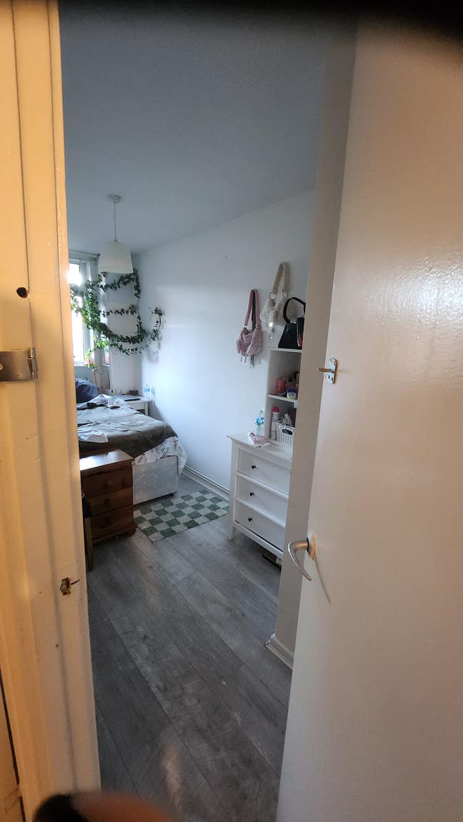 Cosy Double bed room Main Photo