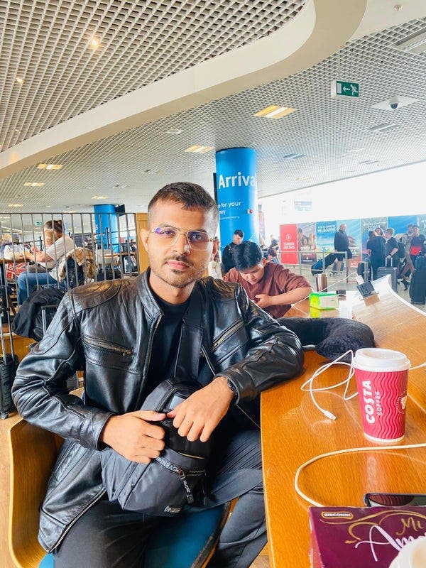 Student Male seeks a single or double room Main Photo