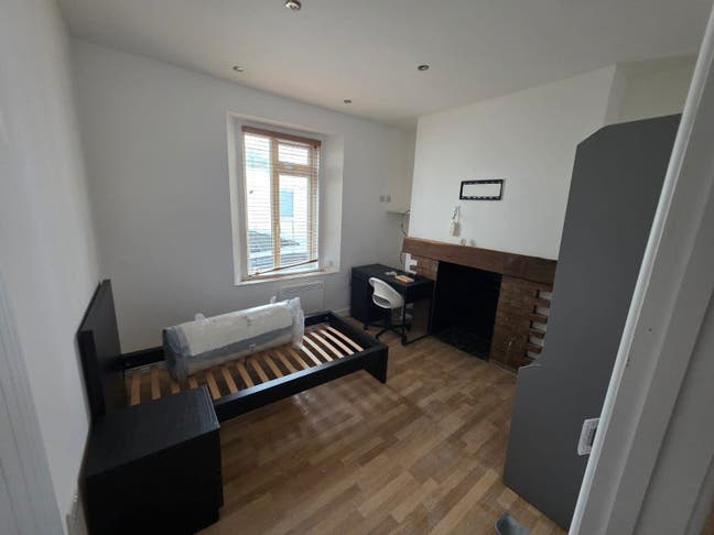 Semi serviced accommodation rooms  Main Photo