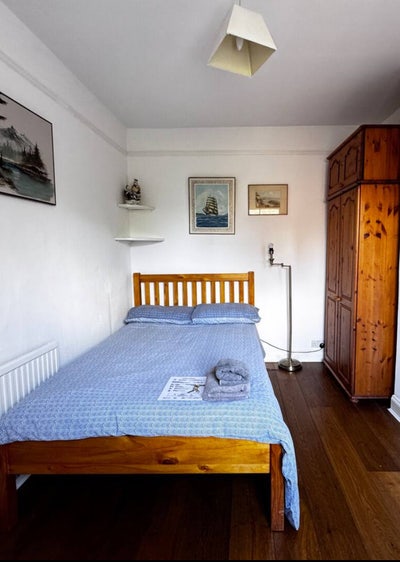 Room in Shared House – 15 min Walk to Centre  Main Photo