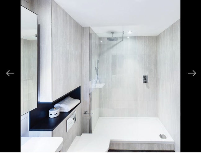 Uhaus 2b2b vita kingsize bed with private washroom Main Photo