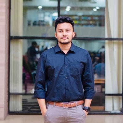 Students seeks a single or double room Main Photo