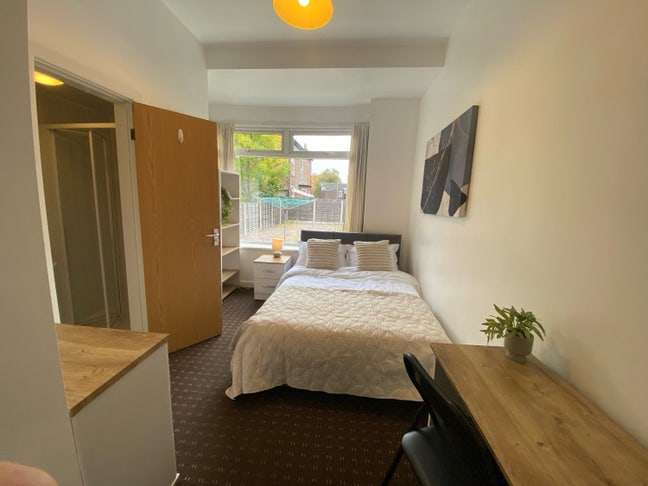 Newly Refreshed 7 Bed House Share All Ensuite Main Photo