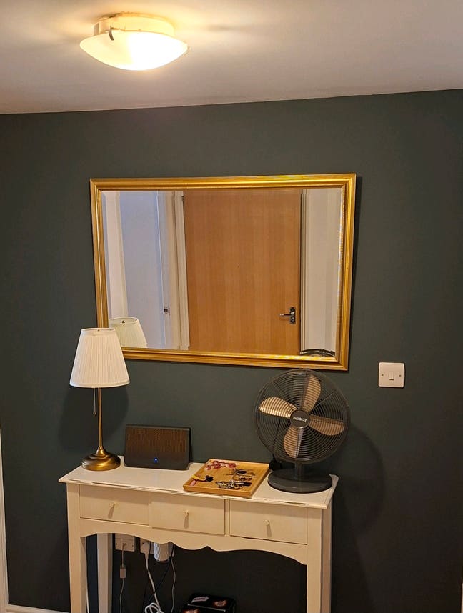 Delightful room to rent by the river Main Photo