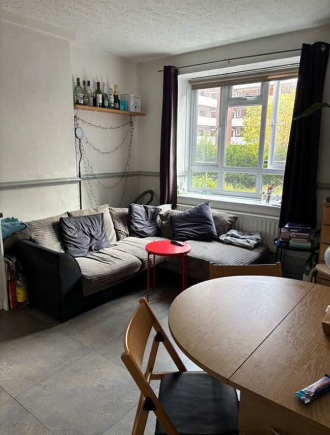Flat Share: Clapham Common Main Photo