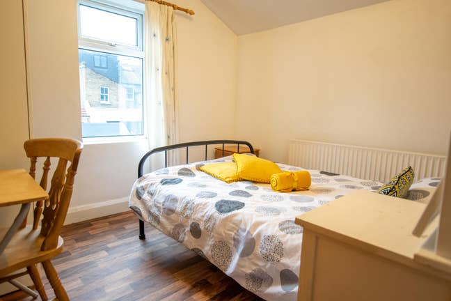 Double Room in Lewisham Area Main Photo