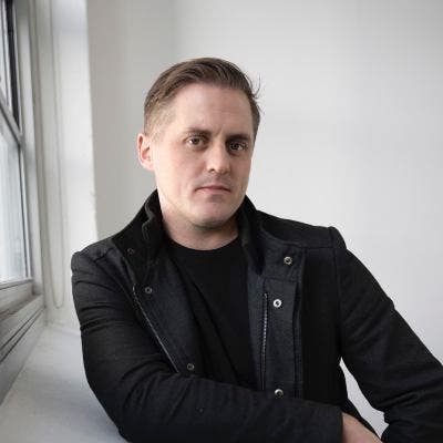 Professional Hilarious Housemate Main Photo