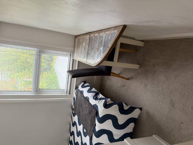 Small Double  Bedroom Main Photo