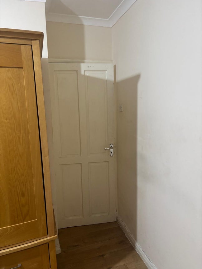 Large Room for Rent Main Photo