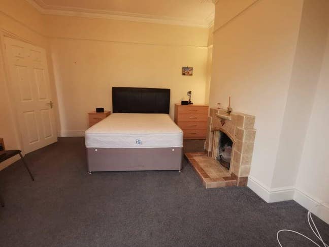 Mega-Size Room -  Wapping Wharf/City Centre Main Photo