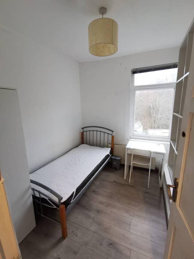  Room  for  Rent  –  Limpsfield,  Sheffield  S9  Main Photo