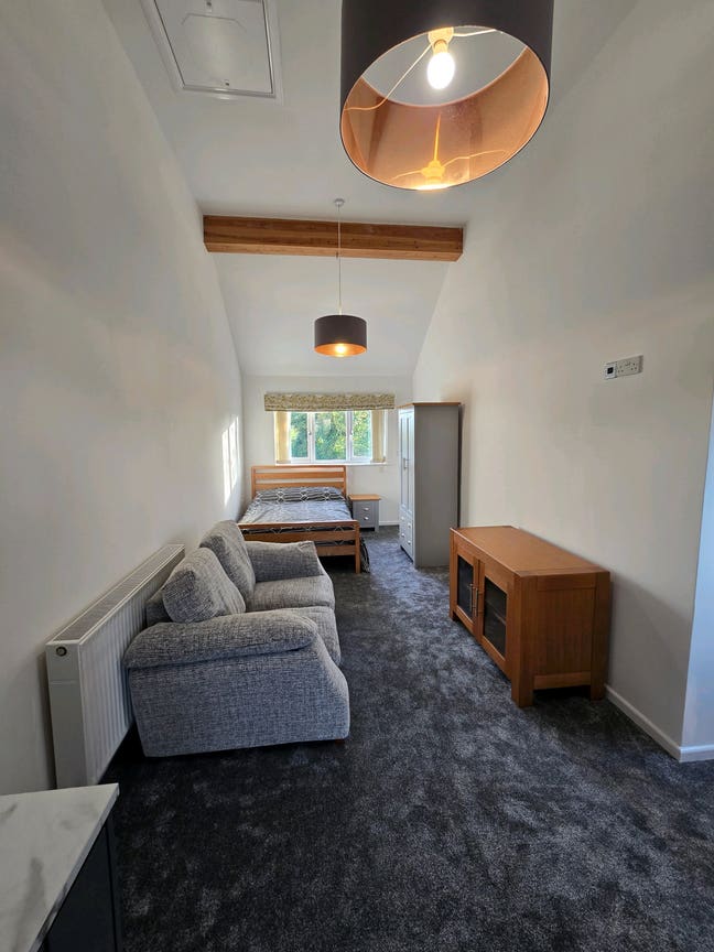 Self Contained Annex Main Photo