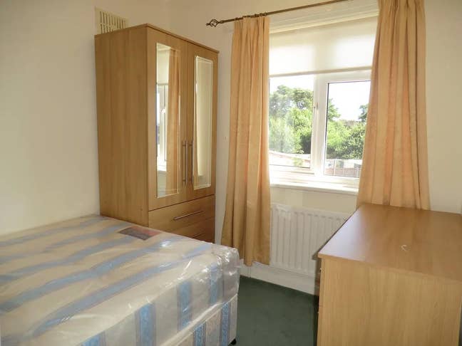 Single room in Canley, close to Warwick University Main Photo