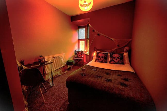 🎃No tricks, just treats — £199.95 OFF your rent👻 Main Photo