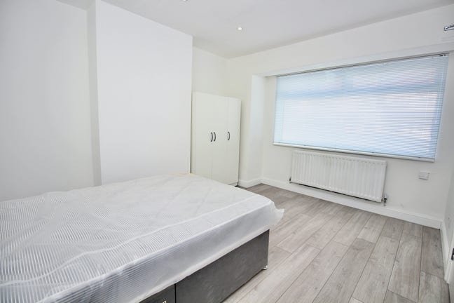 Double Room- 1 Person Only  Main Photo