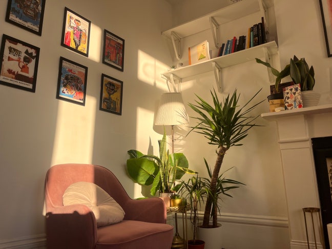 One Bed Spacious Flat - Short Term Let in Catford Main Photo