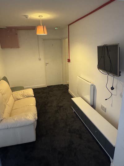 3 Bed HMO flat in Kingstanding B44 Main Photo