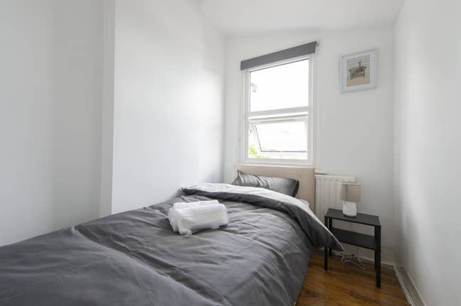 4-Bedroom Home, Croydon, Sleeps 8 Main Photo