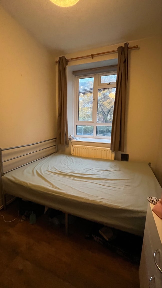 Flat Share: Clapham Common Main Photo