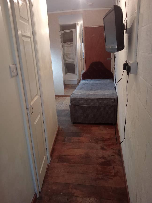 Single room with ensuite  Main Photo