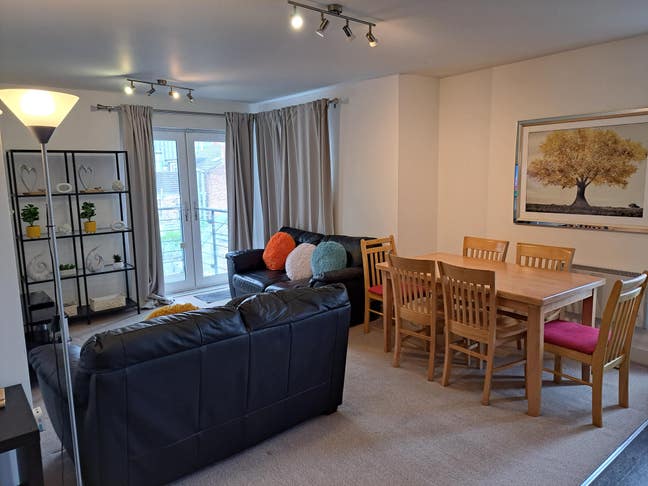 Large double room in Ancoats with Parking Main Photo