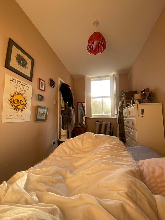 Cosy Brockley Double with Garden Main Photo