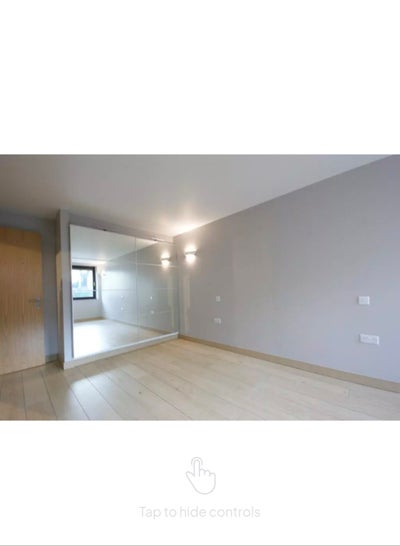 Flat share with a outgoing physiotherapist  Main Photo