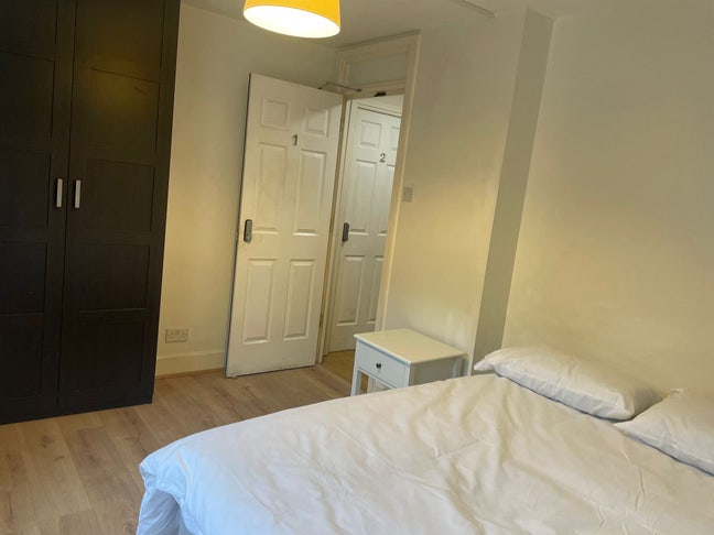 Double room in Limehouse Main Photo