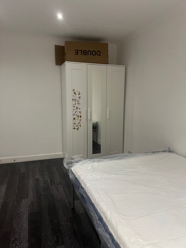 Spacious Double Room include bills Harrow Weald Main Photo