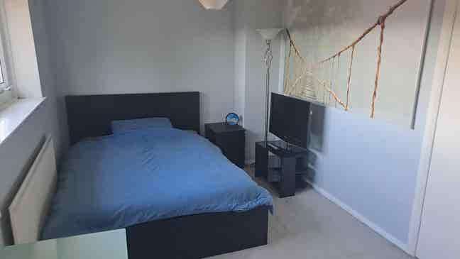Quiet area. Address preferred for car insurance.  Main Photo