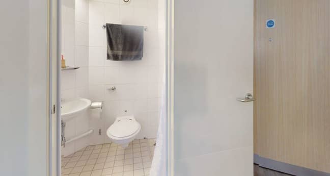 Broadgate Park Accomodation Ensuite Studio!  Main Photo