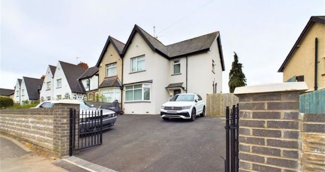 4 Bedroom Professional House Share - All Bills Inc Main Photo