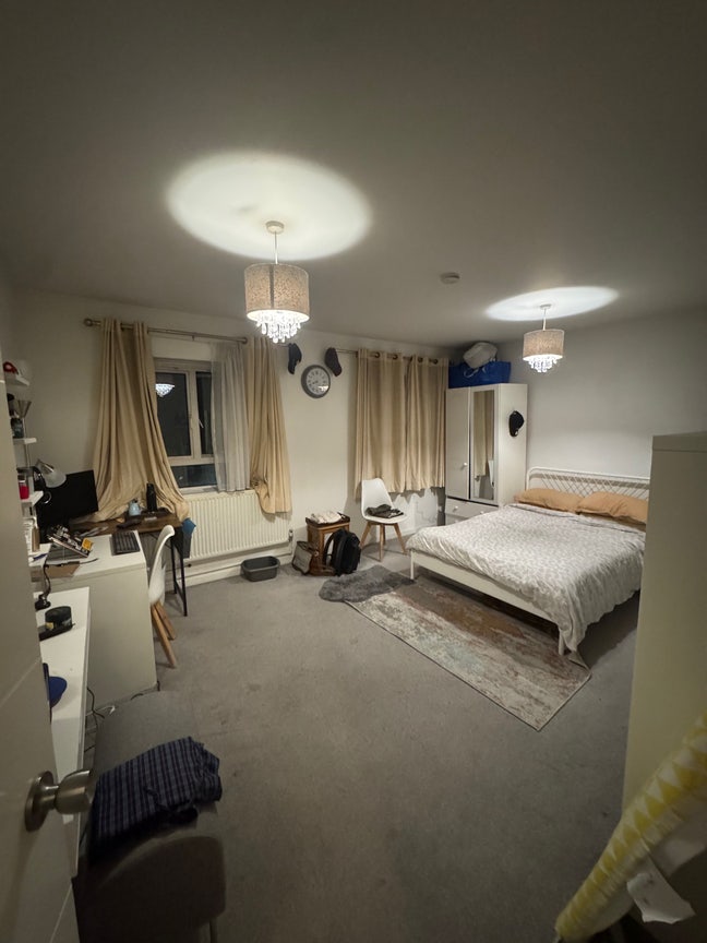 Large room in flat in mornington crescent Main Photo