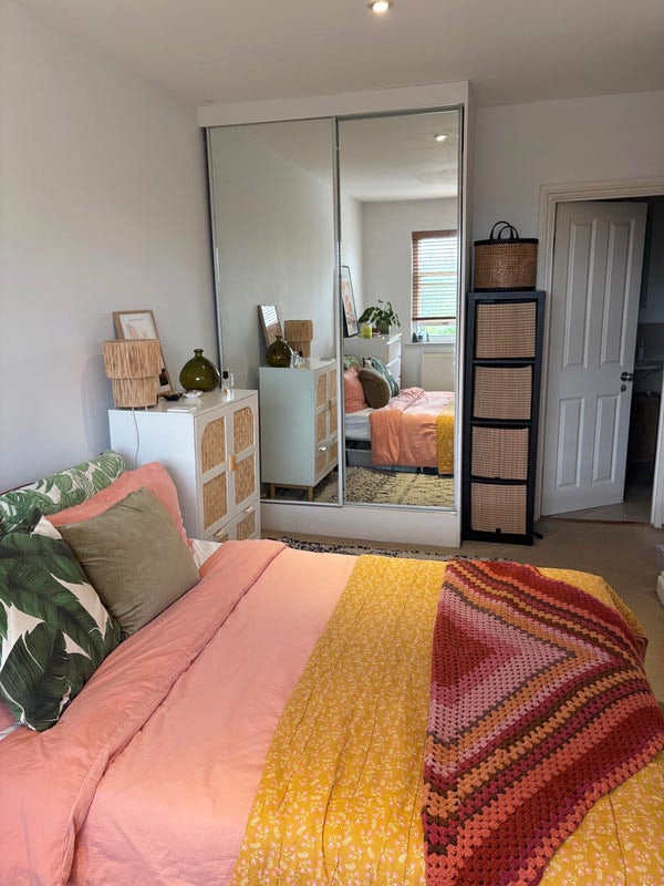 Bright, spacious double room in Finsbury Park Main Photo