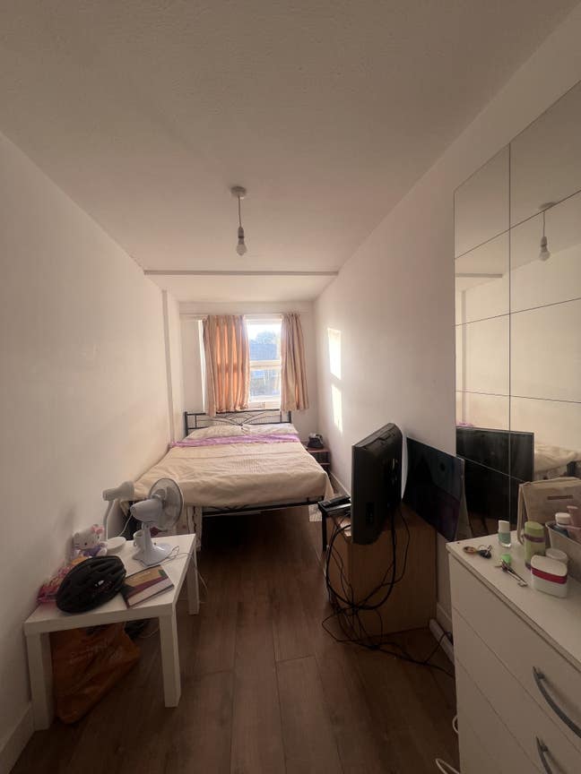 Room to rent  Main Photo