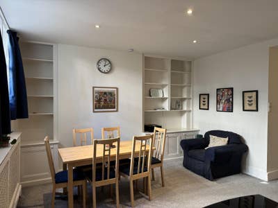 Cozy room available in 2 bed flat in central area Main Photo