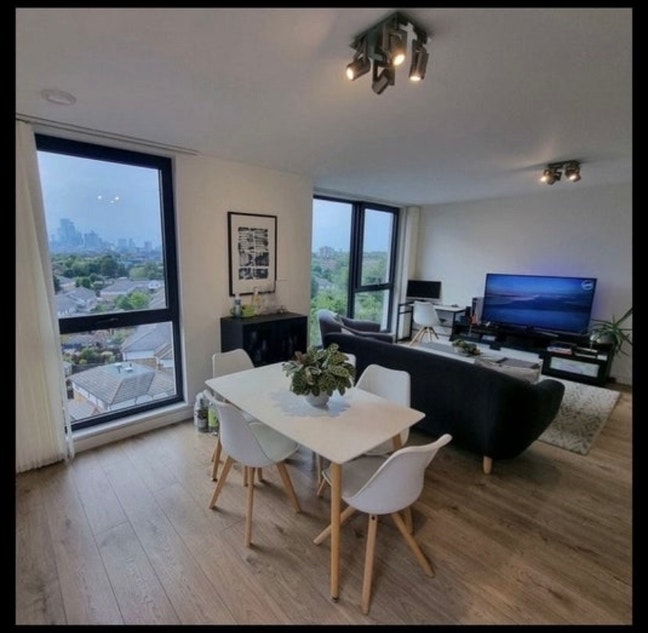 Double Room in Bermondsey with Balcony and Gym Main Photo