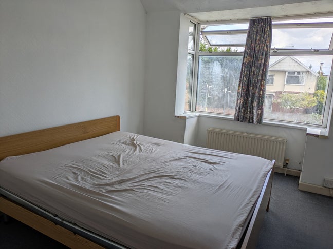 Double room with king size bed for rent Main Photo