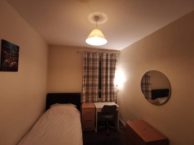 Single Bedroom £600 All Bills Inc Main Photo