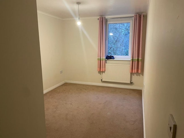 Double room to rent Main Photo