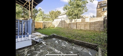 Spare room to rent  Main Photo