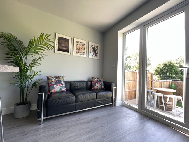 🌳Luxury Guildford Houseshare Bills/Cleaner Inc🏥 Main Photo