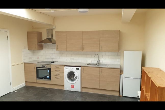 Room to rent, bedford town centre Main Photo