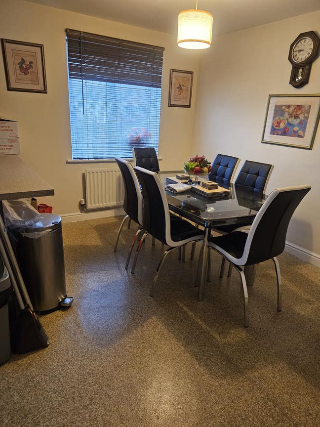 Room To Let for one person only Main Photo