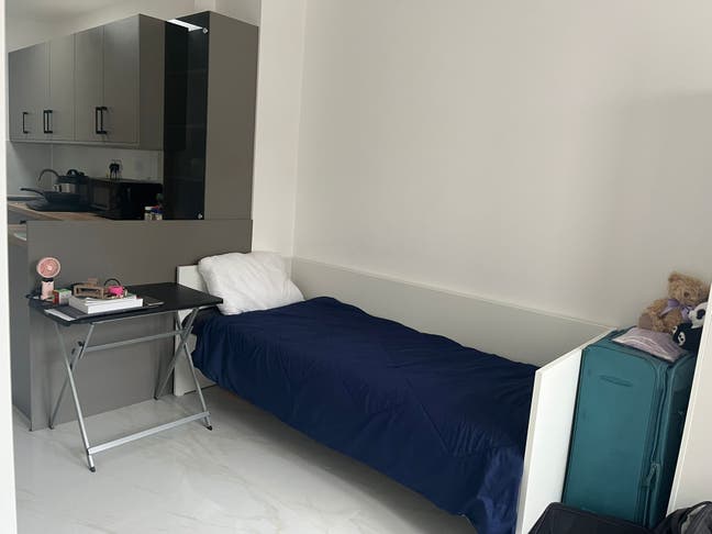 Studio room in Northwood Main Photo