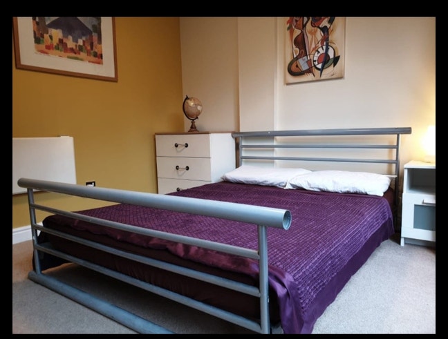Double Room Ensuite near Earl's Court Road Main Photo