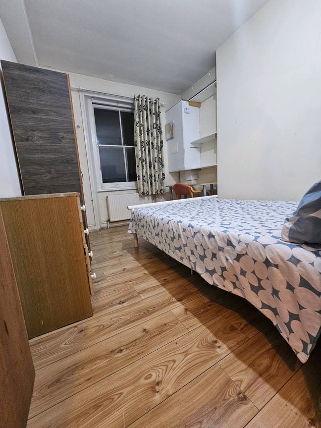 Bright Double Rooms at West Kensington Main Photo